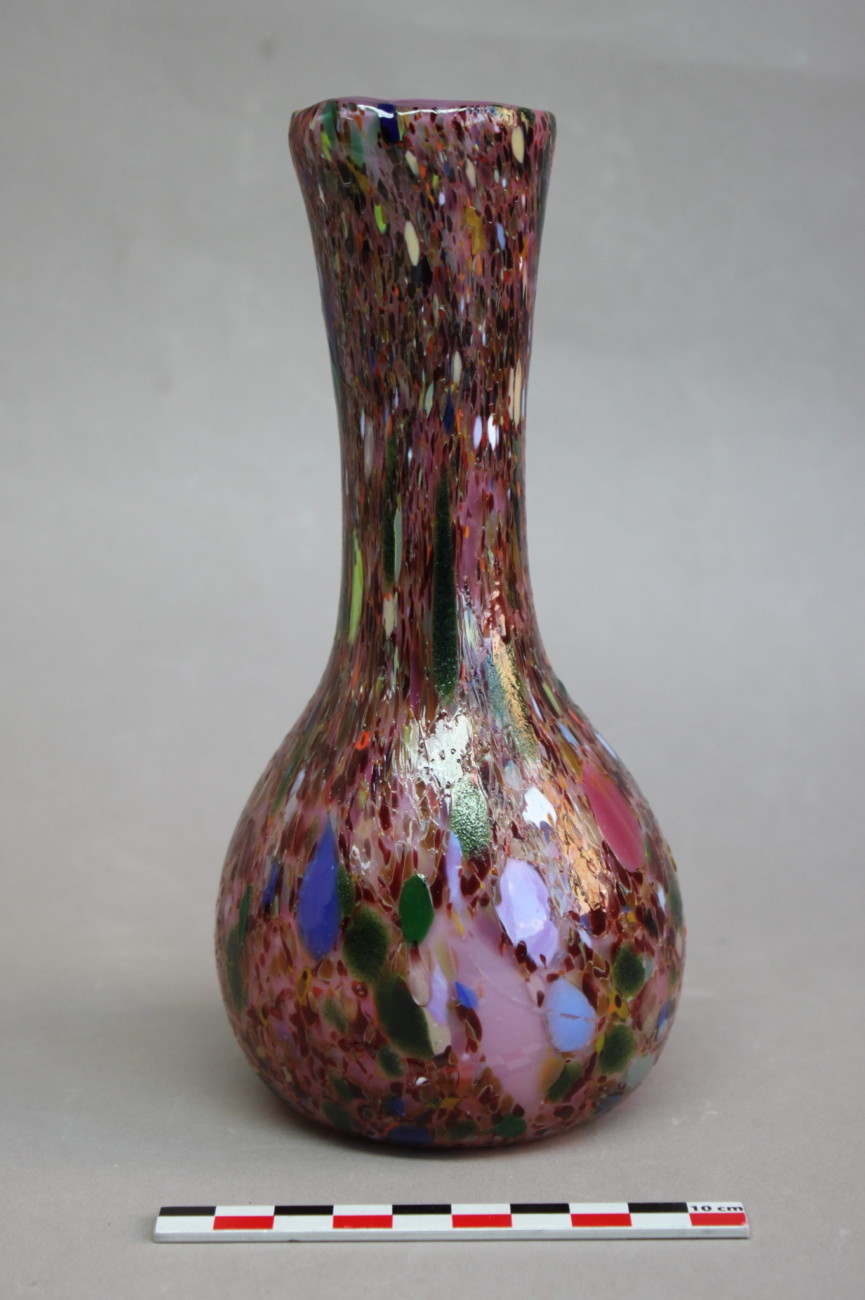 Restauration d’un vase en verre soufflé